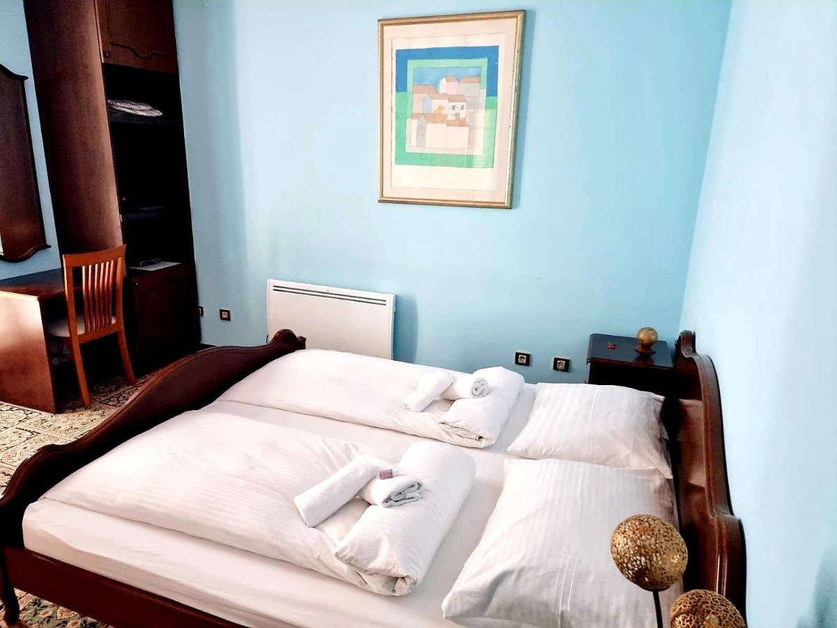 Bed & Breakfast Biser